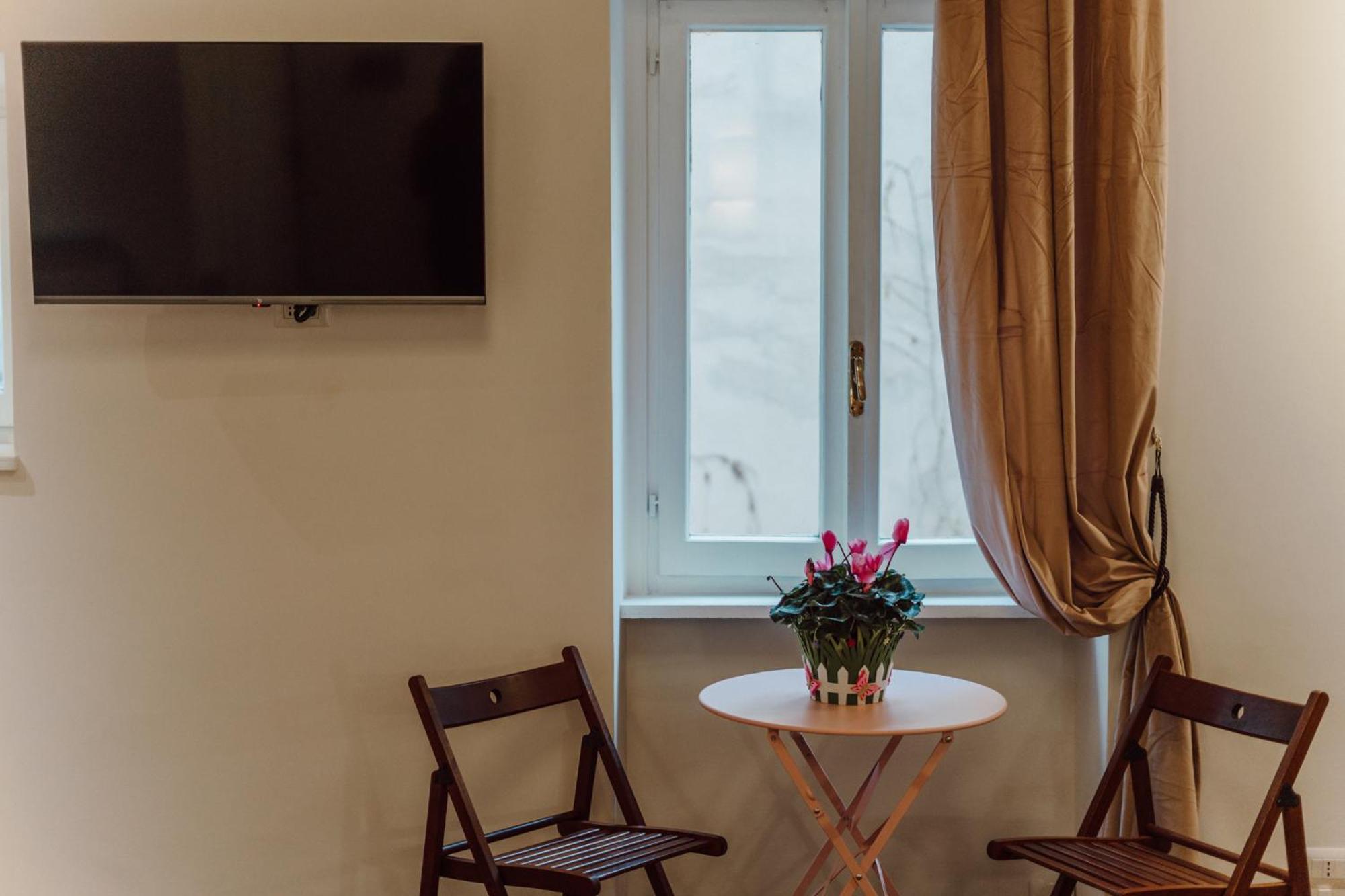 La Maisonette Di Trastevere Rome Exterior photo